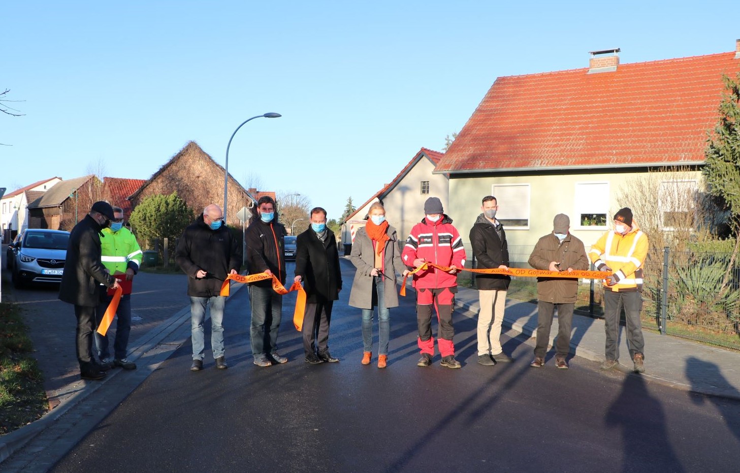 v.l.n.r: Alexander Kläge, Siegfried Klatte, Frank Deutschmann (Bürgermeister Gemeinde Heideblick), Dirk Hoffmann, Michael Zieke, Susanne Rieckhof (Vizelandrätin), Frank Selbitz, Andreas Nagel, Bernd Adler, Andreas Bolle (© Pressestelle, Landkreis Dahme-Spreewald)